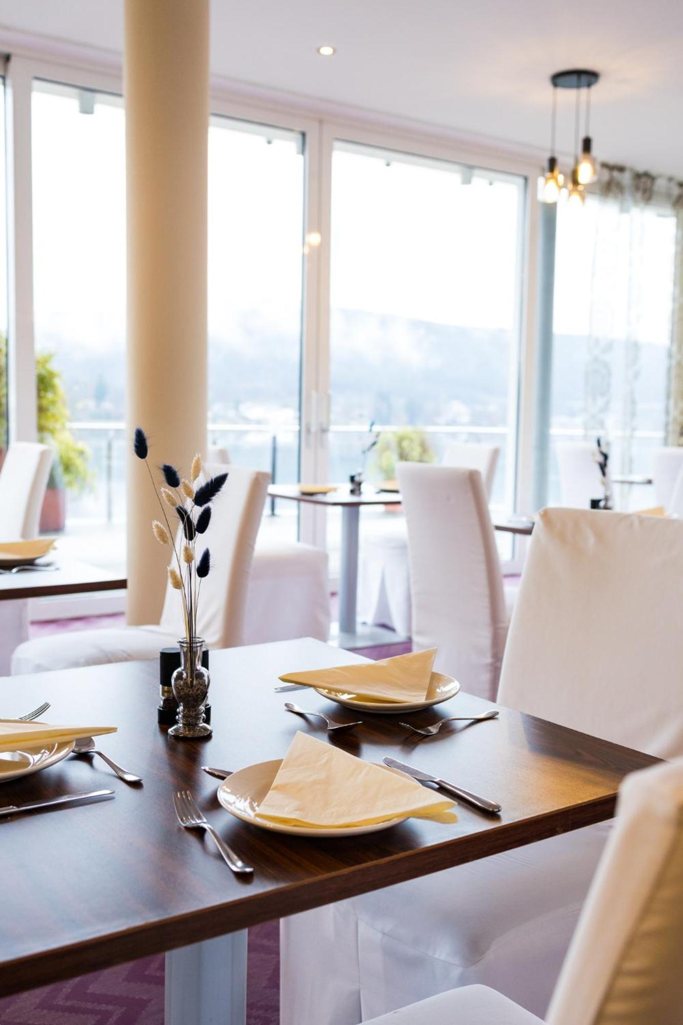 Seehotel Sued By S4Y Velden am Wörthersee Exterior photo